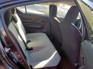TOYOTA PRIUS C 2017