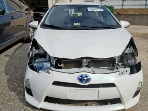 TOYOTA PRIUS C 2012