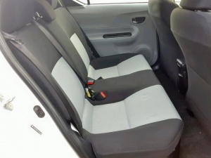 TOYOTA PRIUS C 2012