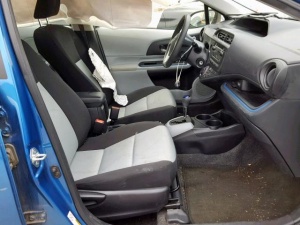 TOYOTA PRIUS C 2013