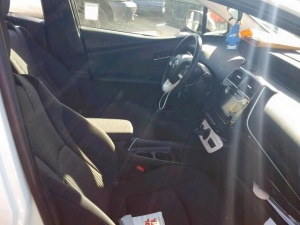 TOYOTA PRIUS 2018