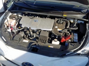 TOYOTA PRIUS 2018