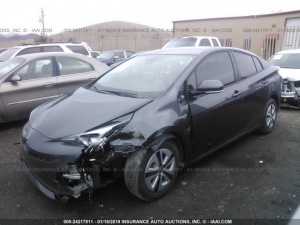 TOYOTA PRIUS 2017