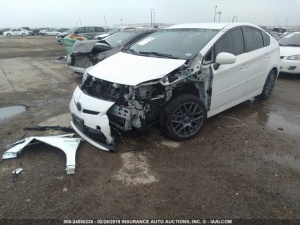 TOYOTA PRIUS 2012