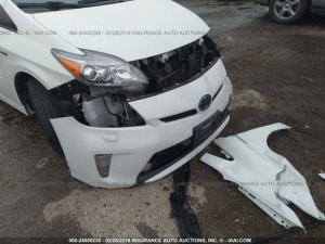 TOYOTA PRIUS 2012