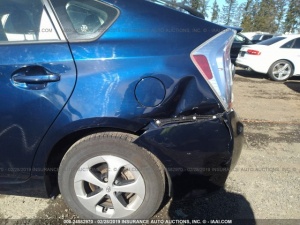 TOYOTA PRIUS 2013