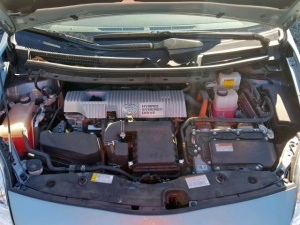 TOYOTA PRIUS 2015