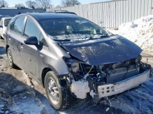 TOYOTA PRIUS V 2015
