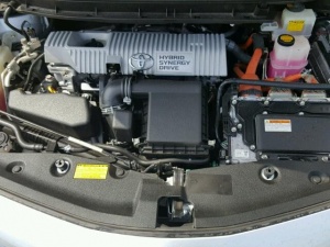 TOYOTA PRIUS V 2013