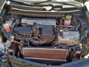 TOYOTA PRIUS V 2012