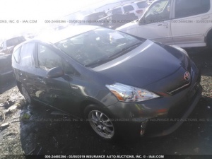 TOYOTA PRIUS V 2012