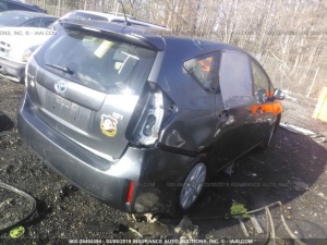 TOYOTA PRIUS V 2012