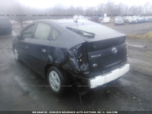 TOYOTA PRIUS 2011
