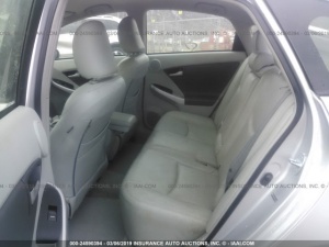 TOYOTA PRIUS 2011
