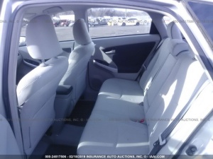 TOYOTA PRIUS 2010