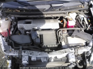 TOYOTA PRIUS 2010