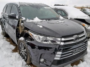 TOYOTA HIGHLANDER LIMITED 2017