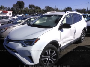 TOYOTA RAV 4 LE 2016