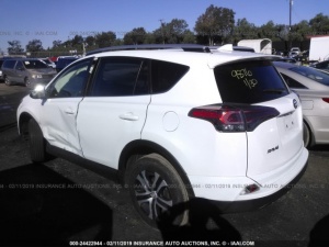 TOYOTA RAV 4 LE 2016