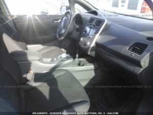 NISSAN LEAF S 2013