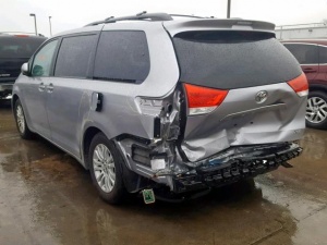 TOYOTA SIENNA XLE 2014