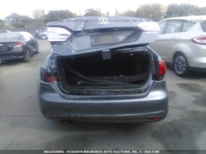 VOLKSWAGEN JETTA SE 2011