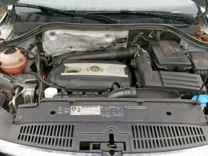 VOLKSWAGEN TIGUAN SE 2010