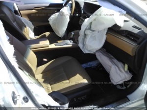 LEXUS ES 300H 2016